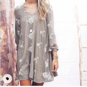 Altar’d State Long Sleeve Mini Dress Embroidered Boho‎ Green  Pockets Large